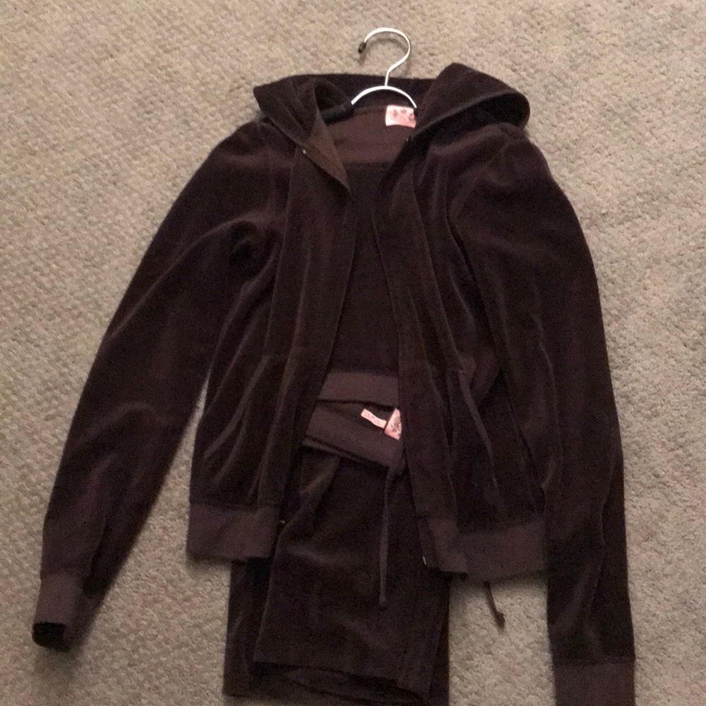 Brown juicy couture sweatsuit
